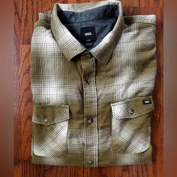 Men’s Vans Button-Down Shirt - Picture 1 of 4